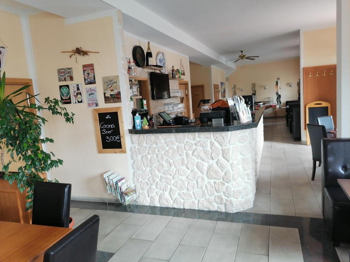 Pension Kuehnauer Hof Dessau-Rosslau Extérieur photo