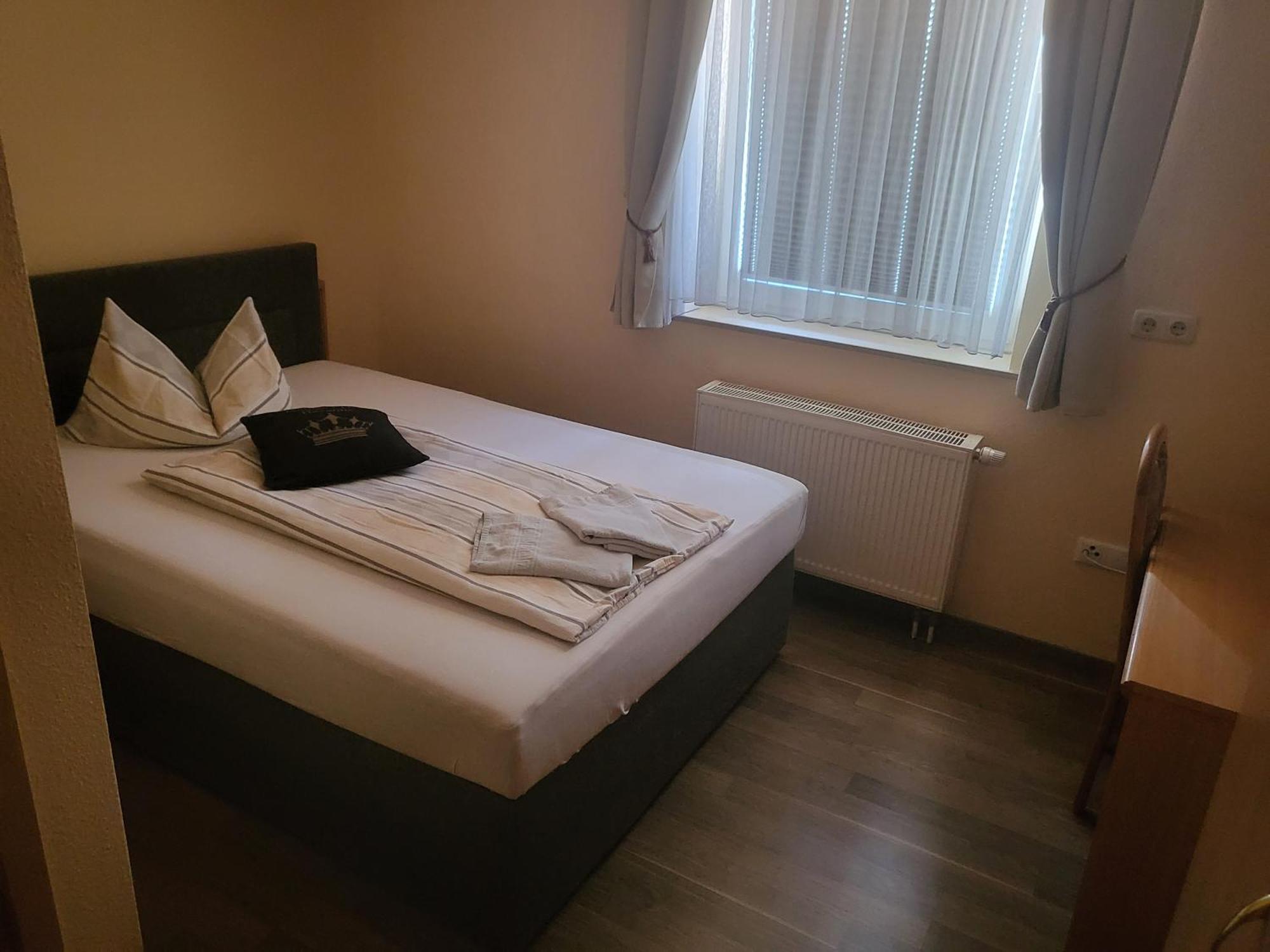 Pension Kuehnauer Hof Dessau-Rosslau Extérieur photo