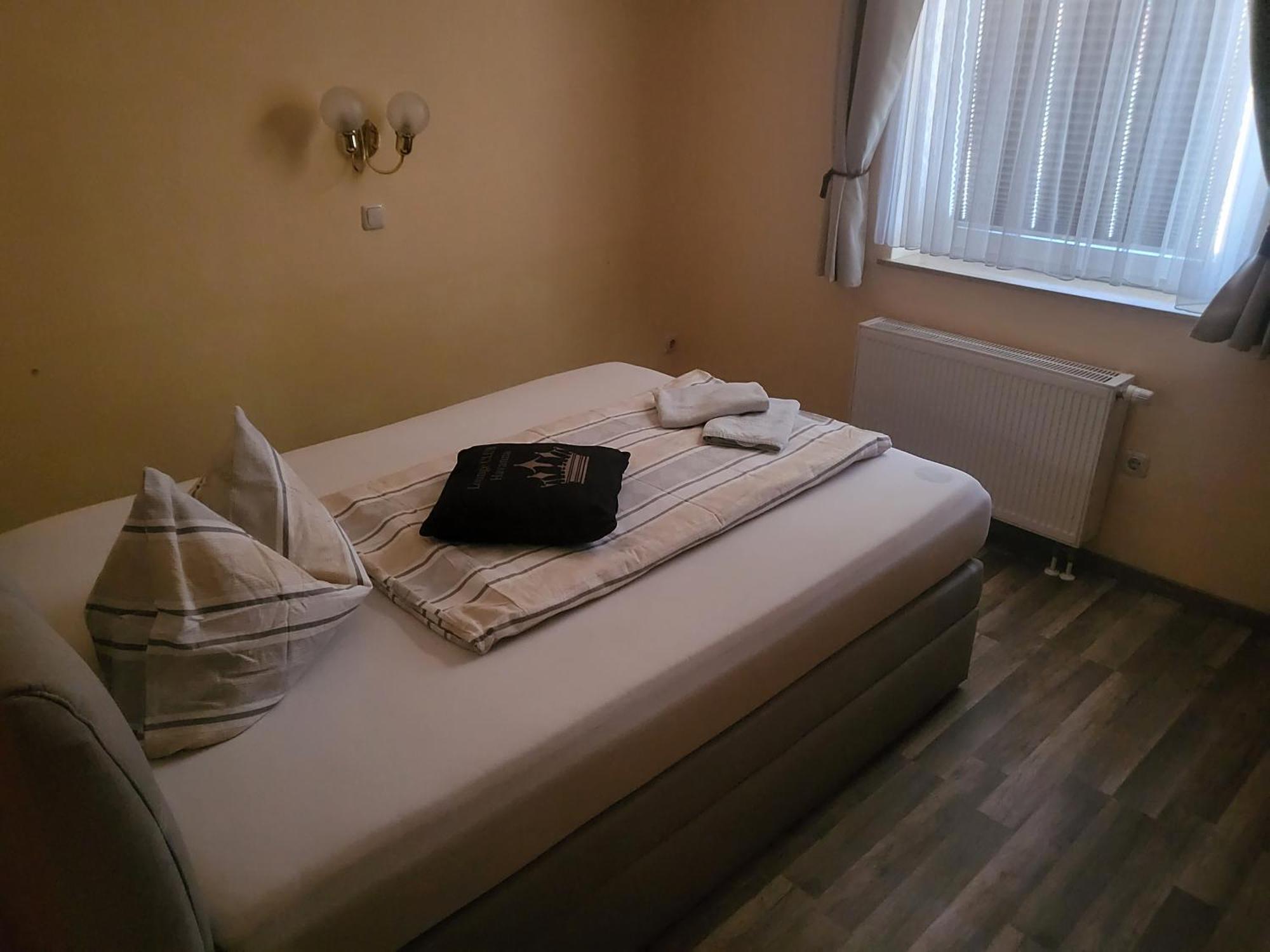 Pension Kuehnauer Hof Dessau-Rosslau Extérieur photo
